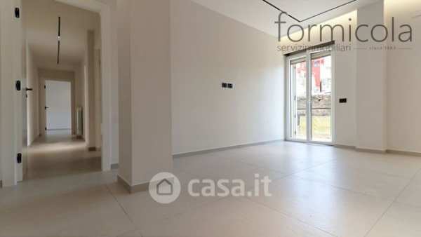 Appartamento in residenziale in Via Bonaventura Zumbini