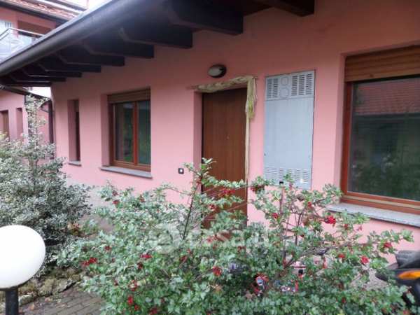 Appartamento in residenziale in Via Montebello 4