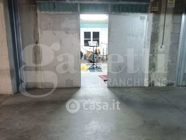 Box/posto auto in residenziale in Via Giovanni XXIII 47