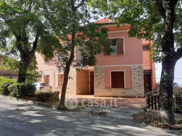 Casa bi/trifamiliare in residenziale in Via Trentavisi 30