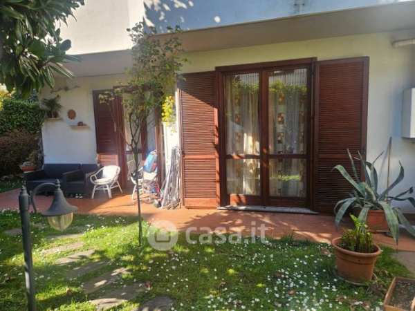 Appartamento in residenziale in Via Lambro