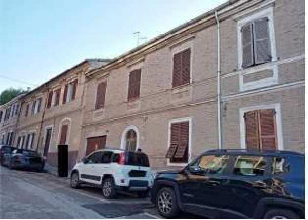 Appartamento in residenziale in Via Giacomo Matteotti 18