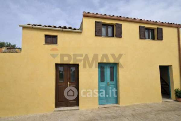 Casa indipendente in residenziale in Via dello Zaffiro