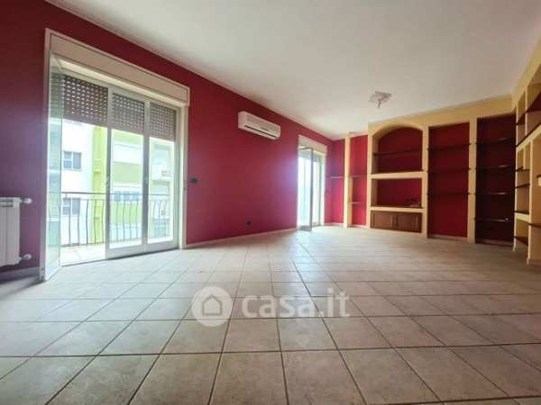 Appartamento in residenziale in Viale Giacomo Leopardi 75