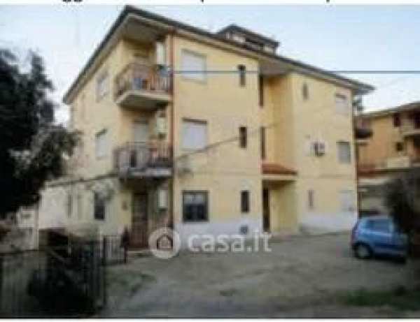 Appartamento in residenziale in Via Luchino Visconti