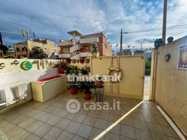 Appartamento in residenziale in Viale Paolo Calleri
