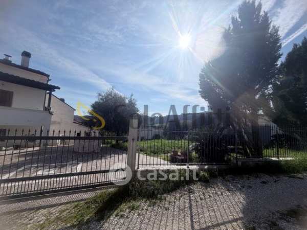 Casa indipendente in residenziale in Strada Provinciale 142
