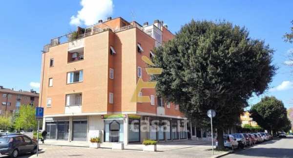 Capannone in commerciale in Via Sant'Agata di Esaro