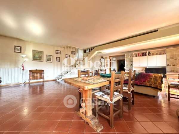 Casa indipendente in residenziale in Via Gramsci