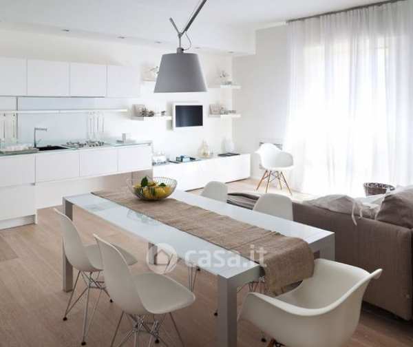 Appartamento in residenziale in Via Cola