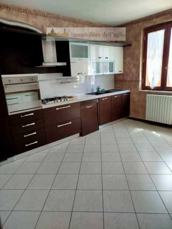 Appartamento in residenziale in Via Senatore M. Pedini 38