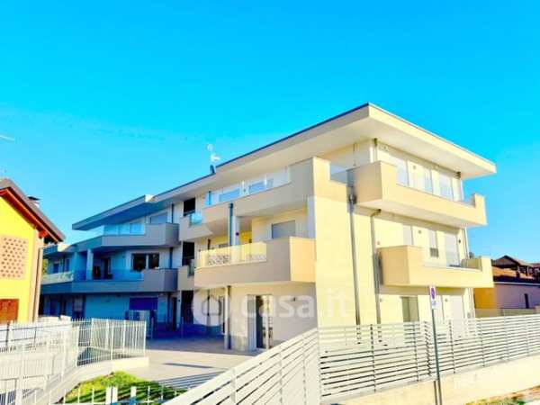 Appartamento in residenziale in Via Dante Alighieri 31