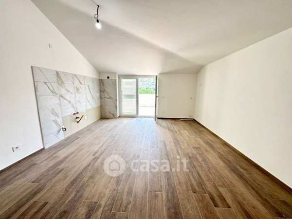 Appartamento in residenziale in Via Dante Alighieri 424