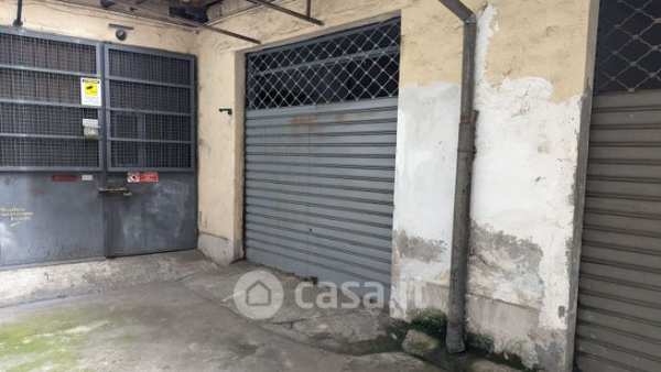 Box/posto auto in residenziale in Via Pollenzo 10
