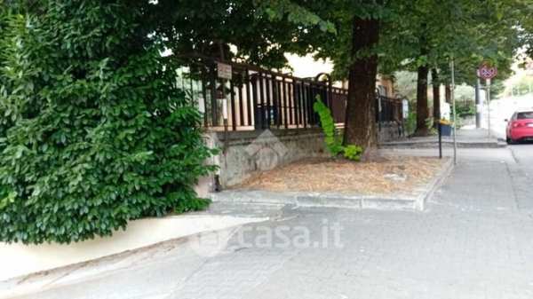 Box/posto auto in residenziale in Via Circumvallazione 158