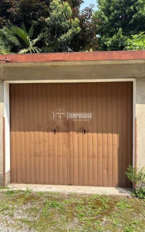 Box/posto auto in residenziale in Via G. Marconi 44