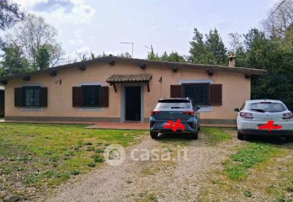 Villa in residenziale in 