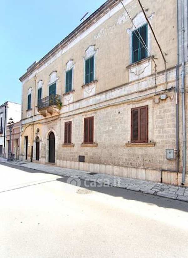 Casa indipendente in residenziale in 