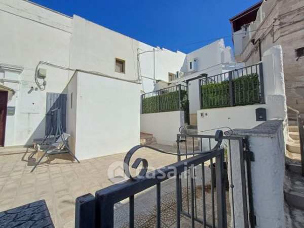 Casa indipendente in residenziale in Vico I Bernalda