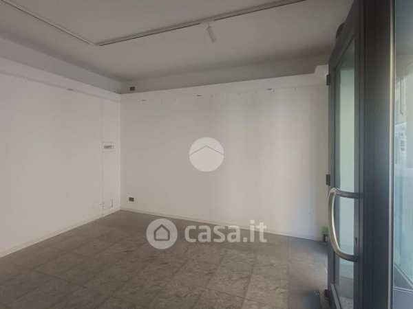 Ufficio in commerciale in Piazza Garibaldi 1