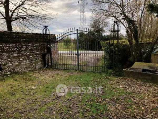 Rustico/casale in residenziale in Via Graere 9