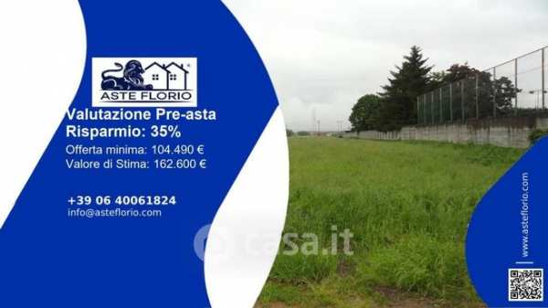 Terreno agricolo in commerciale in Via Castello