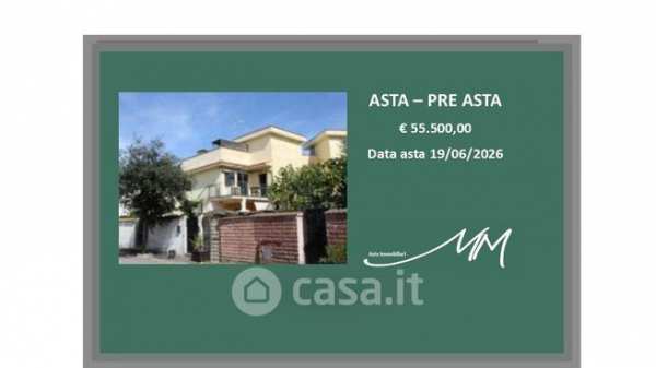 Appartamento in residenziale in Via Teseo 4