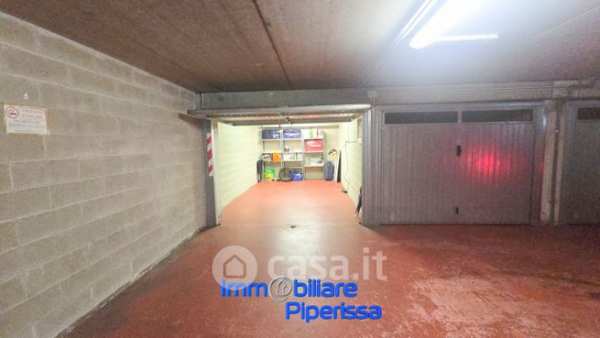 Box/posto auto in residenziale in Via Giuseppe Ratti 6