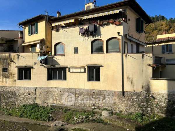 Capannone in commerciale in Via Chiantigiana