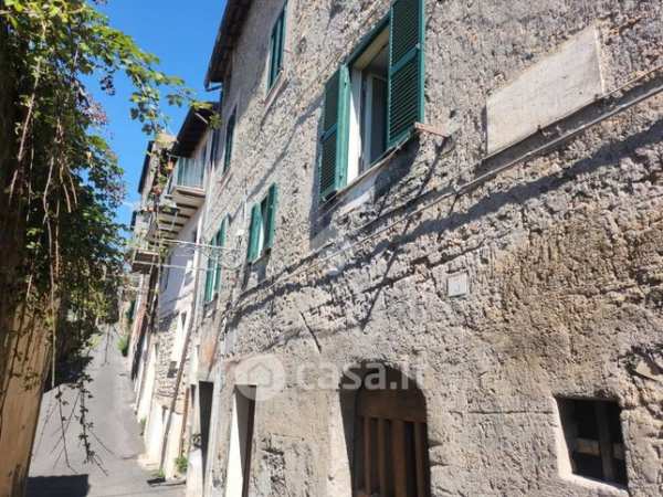 Appartamento in residenziale in Via Sopra Bagno 3