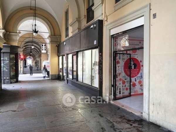 Attivitã /licenza (con o senza mura) in commerciale in Corso Vittorio Emanuele II 61