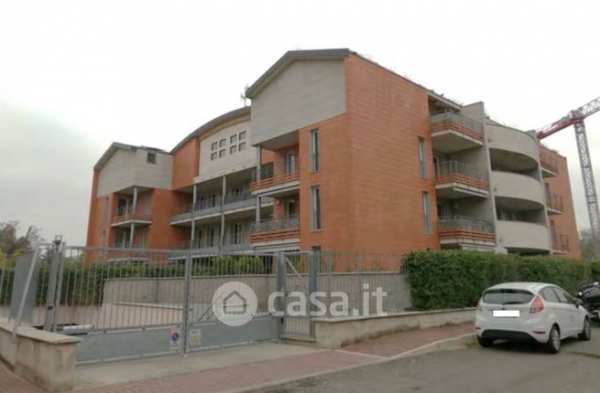 Appartamento in residenziale in Via Londra 36