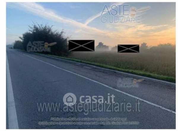 Terreno agricolo in commerciale in Strada Provinciale 52 52