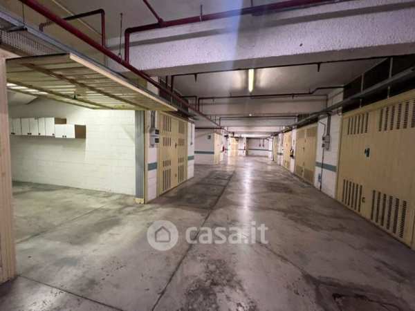 Box/posto auto in residenziale in 