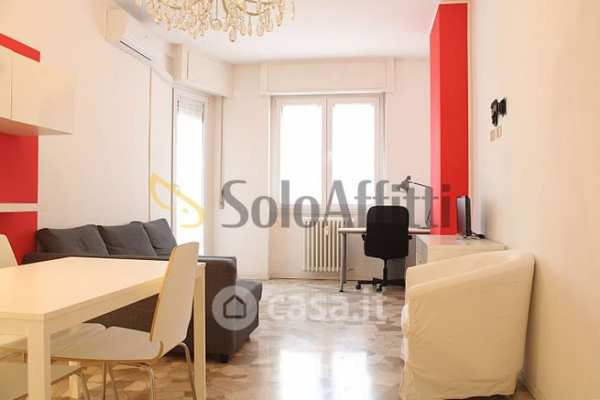 Appartamento in residenziale in Via Teodosio 37