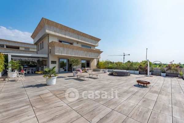 Appartamento in residenziale in Via Rho 80