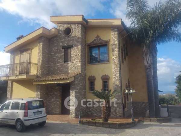 Villa in residenziale in Contrada Cannita 10