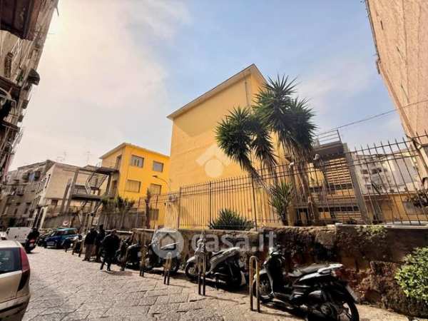 Capannone in commerciale in Via Santa Maria Antesaecula 77