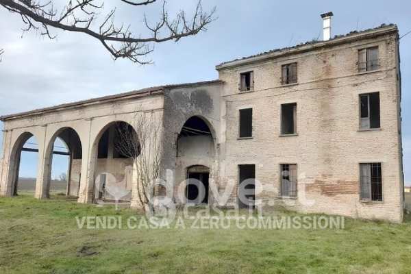 Rustico/casale in residenziale in Via Strazzetto 1