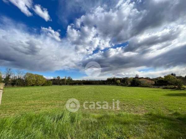 Terreno agricolo in commerciale in Via Roma