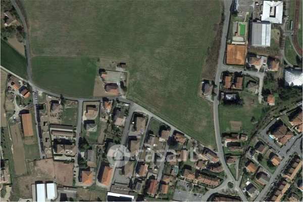 Box/posto auto in residenziale in Strada Fontana D'Orto