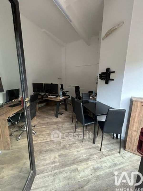 Ufficio in commerciale in Via Orsini