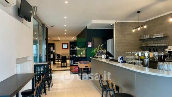 Negozio/locale commerciale in commerciale in Via Don Antonio Piva