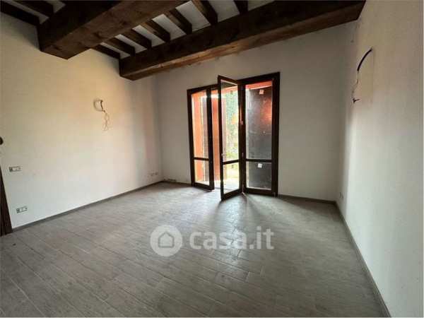 Appartamento in residenziale in Via Cesare Frassoni 17