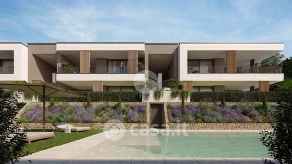 Appartamento in residenziale in Via Roarlongo