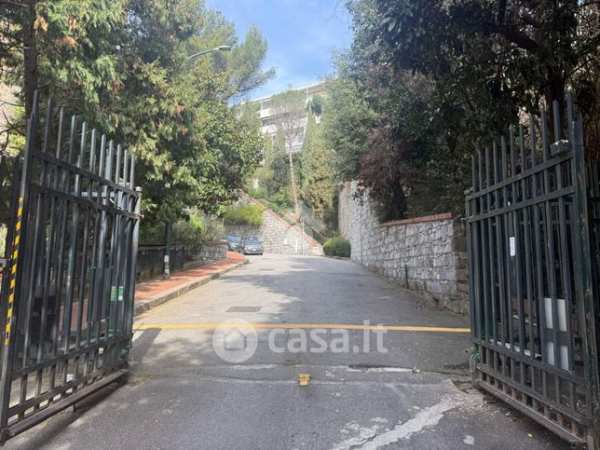 Box/posto auto in residenziale in Via Acquarone 56