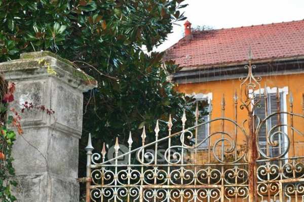 Casa indipendente in residenziale in Via G. Carducci 1