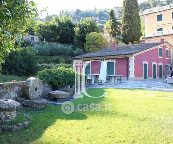 Villa in residenziale in Viale la Torre