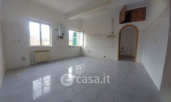 Appartamento in residenziale in Via Teglia 30