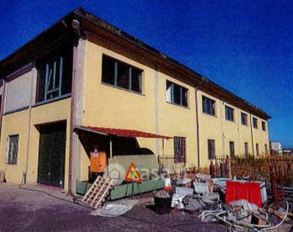 Ufficio in commerciale in Via Olmini 6